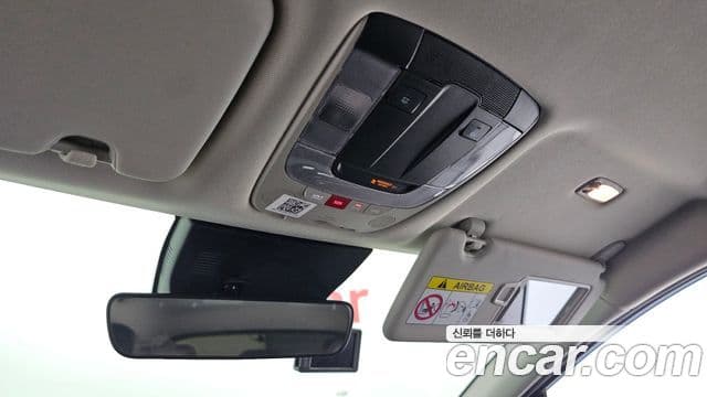 Kia Sportage 2022 — ფოტო 17/20
