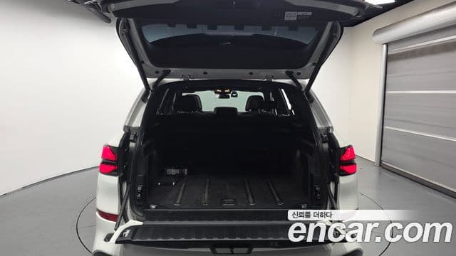BMW X5 2025 — Photo 9/34
