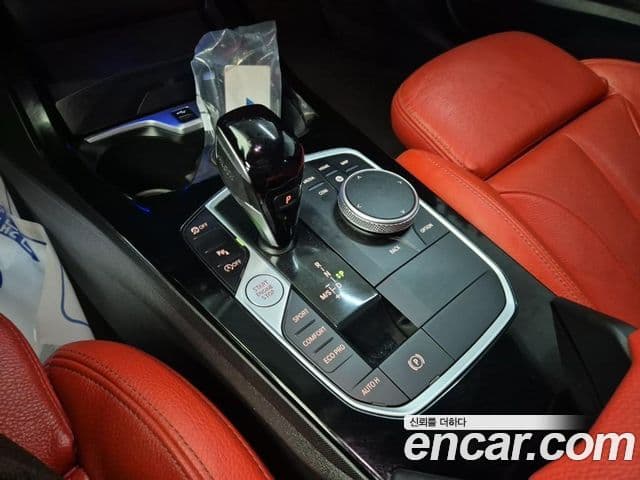 BMW 1 Series 2022 — Şəkil 8/20