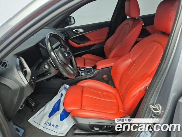BMW 1 Series 2022 — Şəkil 10/20