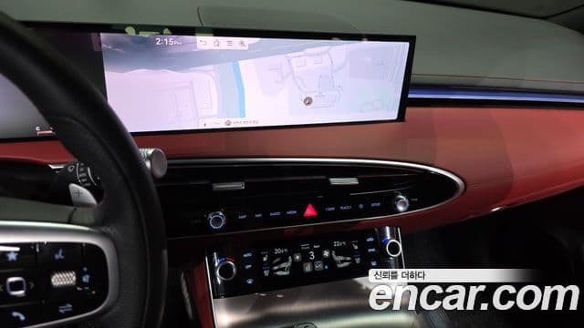 Genesis GV70 2024 — ფოტო 15/20