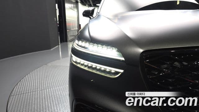 Genesis GV70 2024 — Photo 27/32