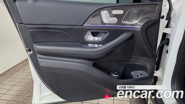 Mercedes-Benz GLE-Class 2021 — Şəkil 14/20