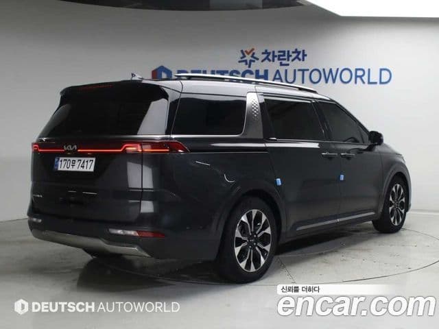 Kia Carnival 2022 — ფოტო 1/20