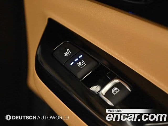 Kia Carnival 2022 — ფოტო 16/20