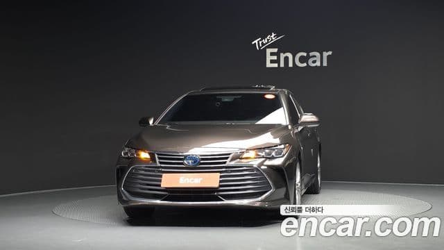 Toyota Avalon 2019 — ფოტო 3/20