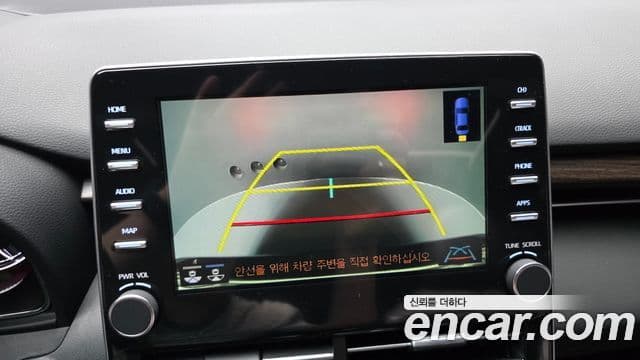 Toyota Avalon 2019 — ფოტო 15/20