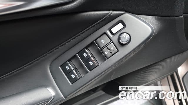 Toyota Avalon 2019 — Photo 2/31
