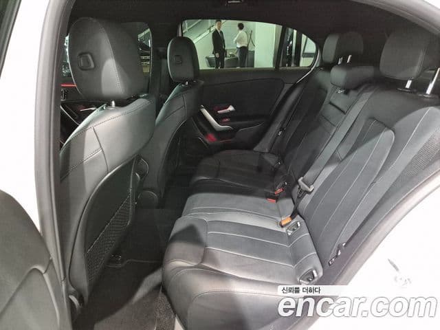 Mercedes-Benz A-Class 2025 — фото 11 из 20