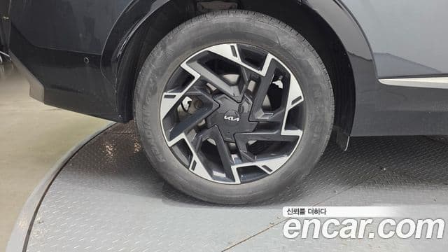 Kia Sportage 2022 — ფოტო 5/20