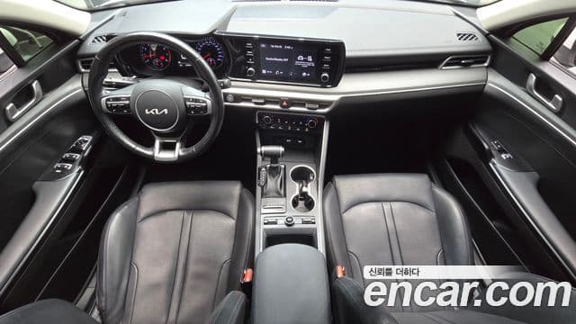 Kia K5 2022 — ფოტო 7/20