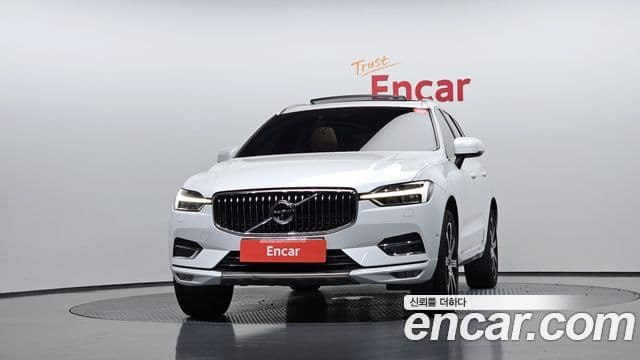 Volvo XC60 2019 — ფოტო 3/20