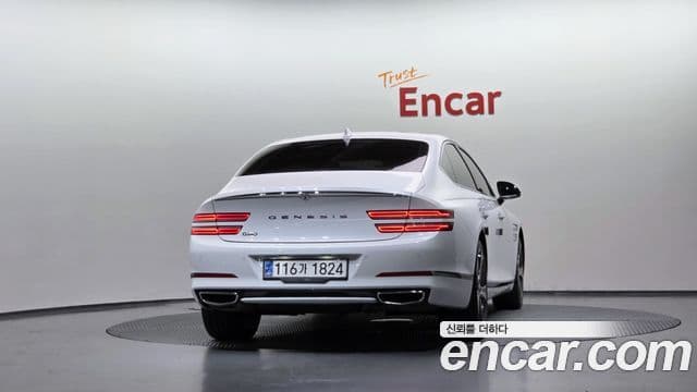 Genesis Electrified G80 2021 — ფოტო 3/20