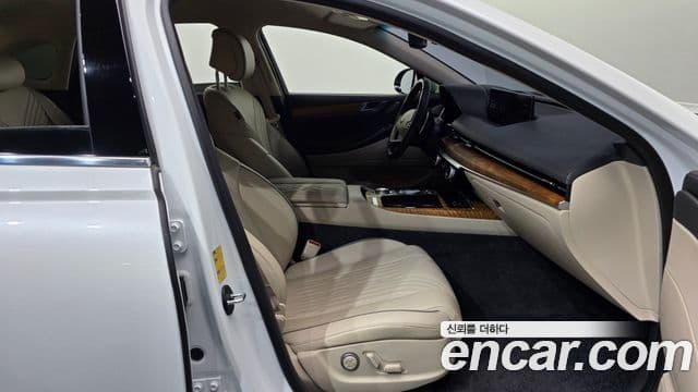 Genesis Electrified G80 2021 — ფოტო 10/20