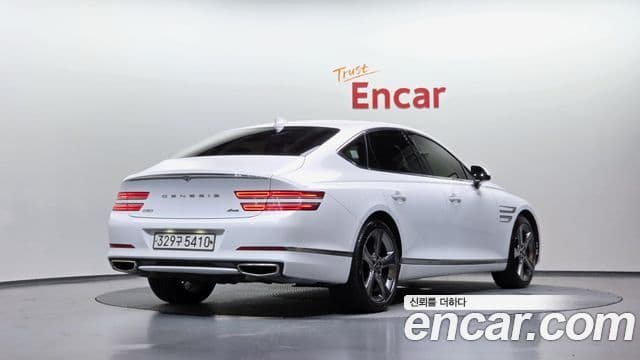 Genesis Electrified G80 2020 — Şəkil 1/20