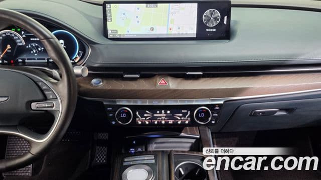 Genesis Electrified G80 2020 — Şəkil 13/20