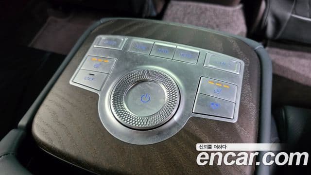Genesis Electrified G80 2020 — Şəkil 18/20