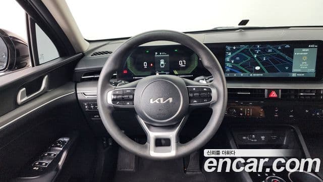 Kia K5 2024 — Şəkil 13/20
