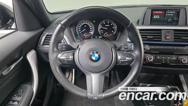 BMW 1 Series 2018 — Şəkil 13/20