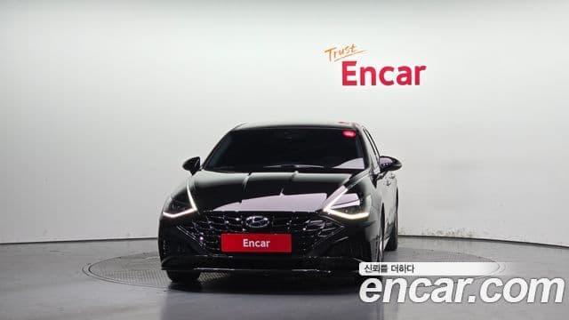 Hyundai Sonata 2022 — ფოტო 2/20