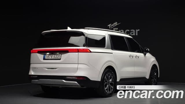Kia Carnival 2022 — Şəkil 2/20