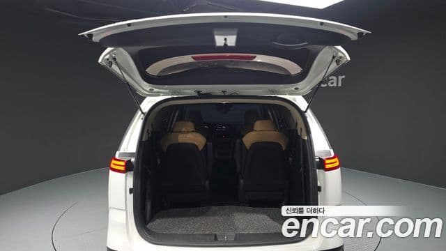 Kia Carnival 2022 — Şəkil 20/20