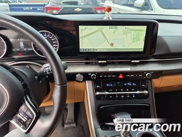 Kia Carnival 2022 — ფოტო 12/13