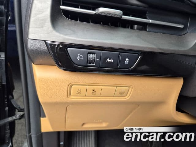 Kia Carnival 2022 — ფოტო 13/13