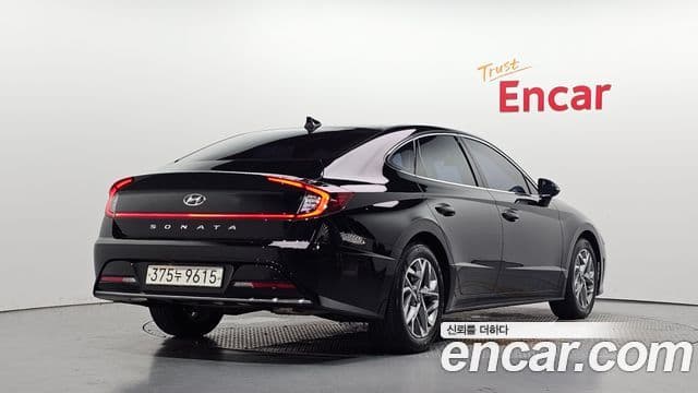 Hyundai Sonata Hybrid 2023 — Photo 20/20