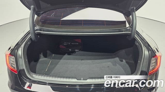 Hyundai Sonata Hybrid 2023 — Photo 14/20