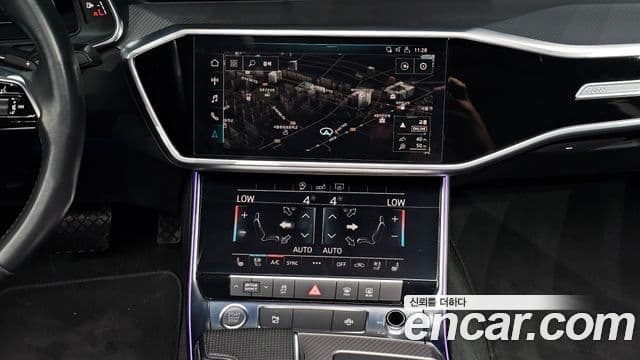 Audi A6 2020 — ფოტო 14/20