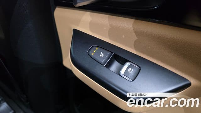 Kia Carnival 2021 — Şəkil 18/20