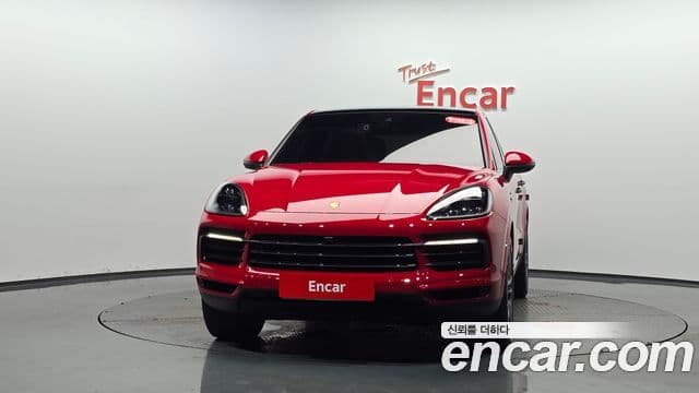 Porsche Cayenne 2021 — ფოტო 3/20