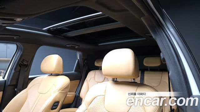 Kia Sorento 2021 — ფოტო 18/20