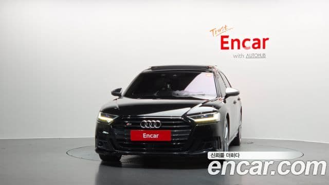 Audi S8 2021 — ფოტო 8/20