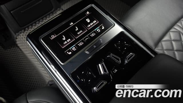 Audi S8 2021 — ფოტო 3/20