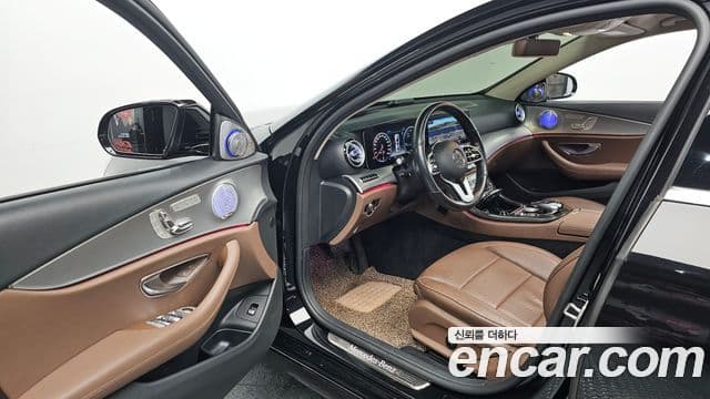 Mercedes-Benz E-Class 2020 — Şəkil 10/20