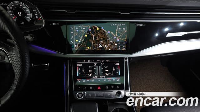 Audi Q7 2022 — ფოტო 14/20