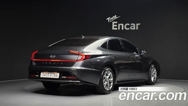 Hyundai Sonata 2022 — Фото 2/20
