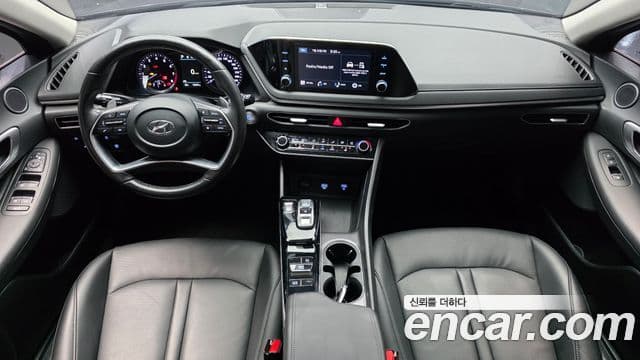 Hyundai Sonata 2022 — Фото 7/20