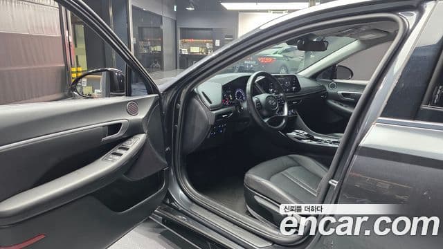 Hyundai Sonata 2022 — Фото 10/20