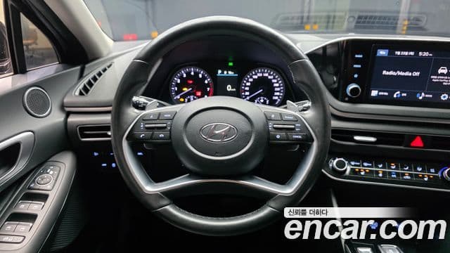 Hyundai Sonata 2022 — Фото 13/20