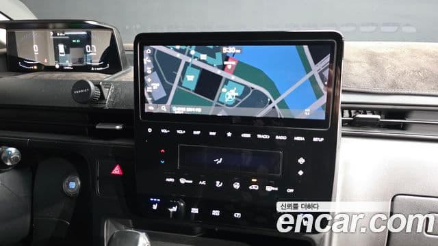 Hyundai Staria 2021 — Фото 14/20