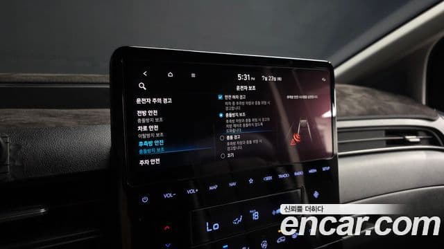 Hyundai Staria 2021 — Фото 16/20