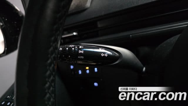 Hyundai Staria 2021 — Фото 17/20
