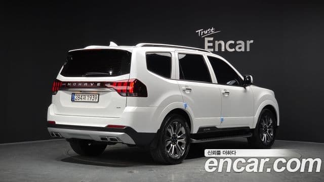 Kia Mohave The Master 2023 — Photo 10/20