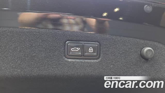 Kia The K9 2023 — Photo 10/34