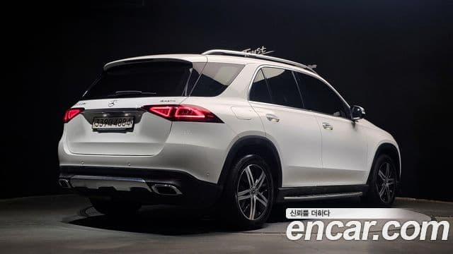 Mercedes-Benz GLE-Class 2020 — Şəkil 2/20