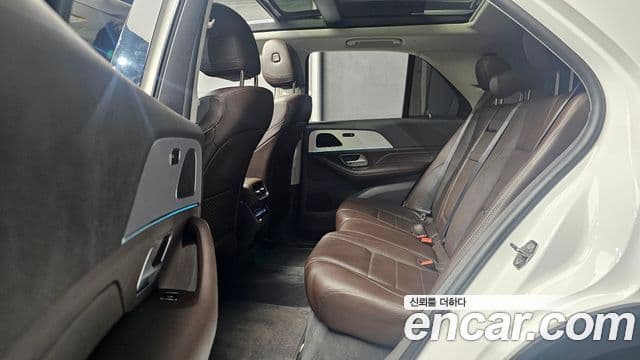 Mercedes-Benz GLE-Class 2020 — Şəkil 12/20