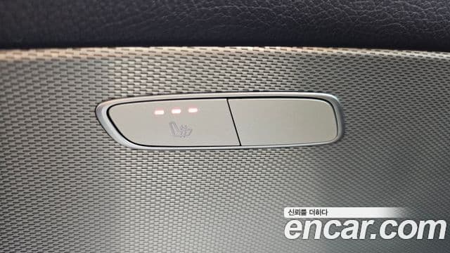 Mercedes-Benz E-Class 2018 — Фото 18/20
